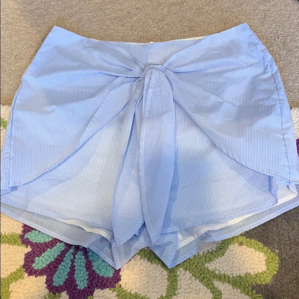 TIE FRONT SKORT